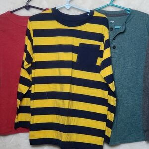 Lot Of Long Sleeved T-shirts